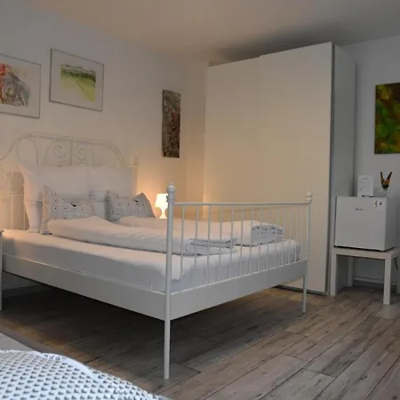Kiki's Bed & Breakfast